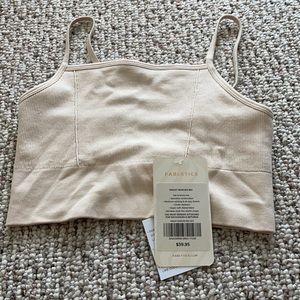Fabletics NWT Kinsley Seamless Bra